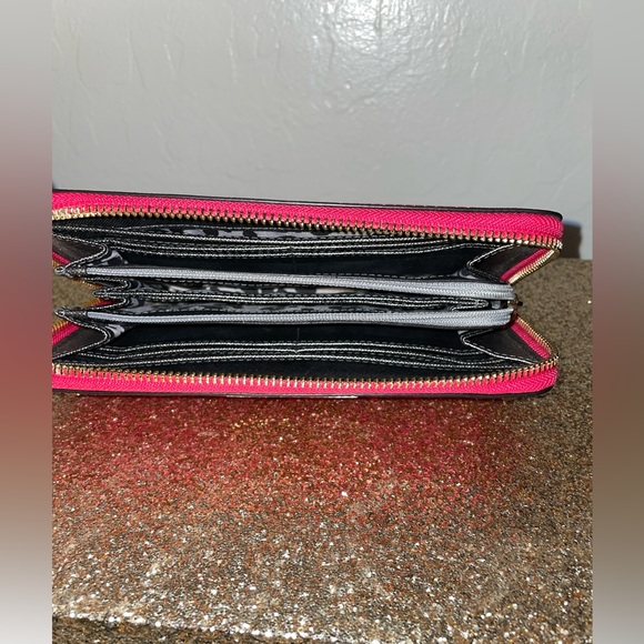 🎉HP🎉EUC-RebeccaMinkoff Fuschia Pink/Gold Saffiano Leather Zip Around Wallet✨💕 - Picture 10 of 16